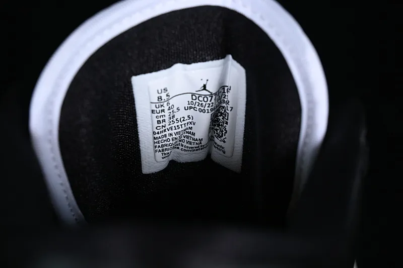 All categories Air Jordan Jordan series basketball shoes Air Jordan 1 Low G version pure original Air Jordan 1 Low "Panda" AJ1 Joe 1 Panda low-top basketball shoes DC0774-101